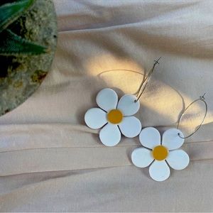 Daisy hoops earrings handmade
